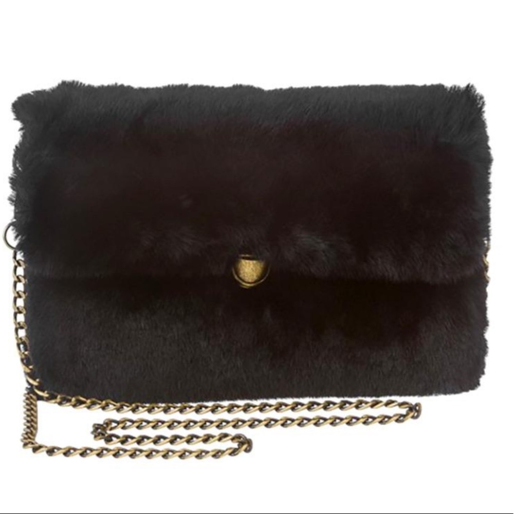Furry Clutch